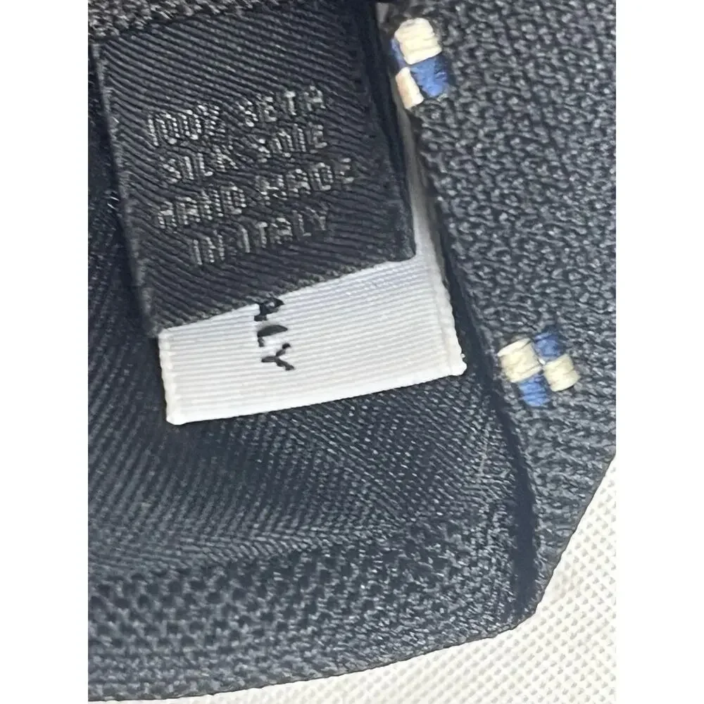 Vintage BARNEYS NEW YORK - Silk Tie - Hand Made in Italy - Black